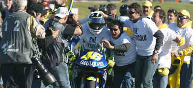 CAMPEON DEL MUNDO MOTO GP 2004 ! ! !